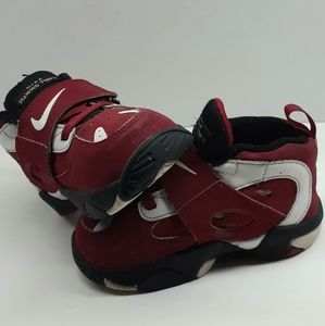 Nike Diamond Turf